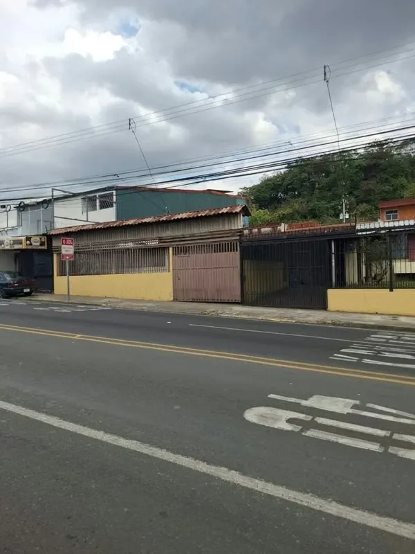 VENDO PROPIEDAD EN CURRIDABAT.