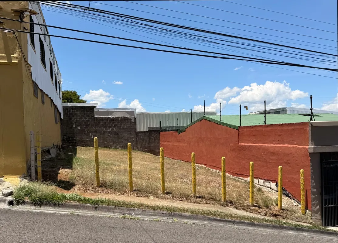 Lot for sale in Alajuela