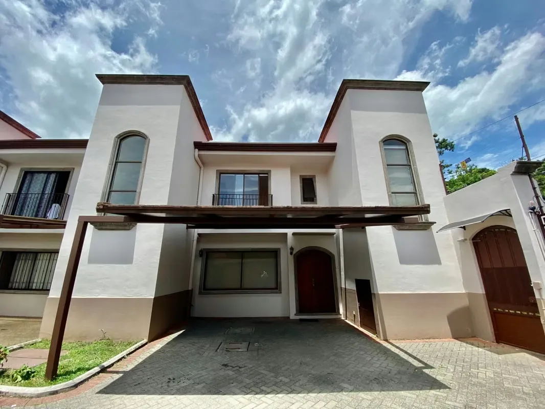HOUSE FOR SALE | CANTABRIA CONDOMINIUM, SANTA ANA