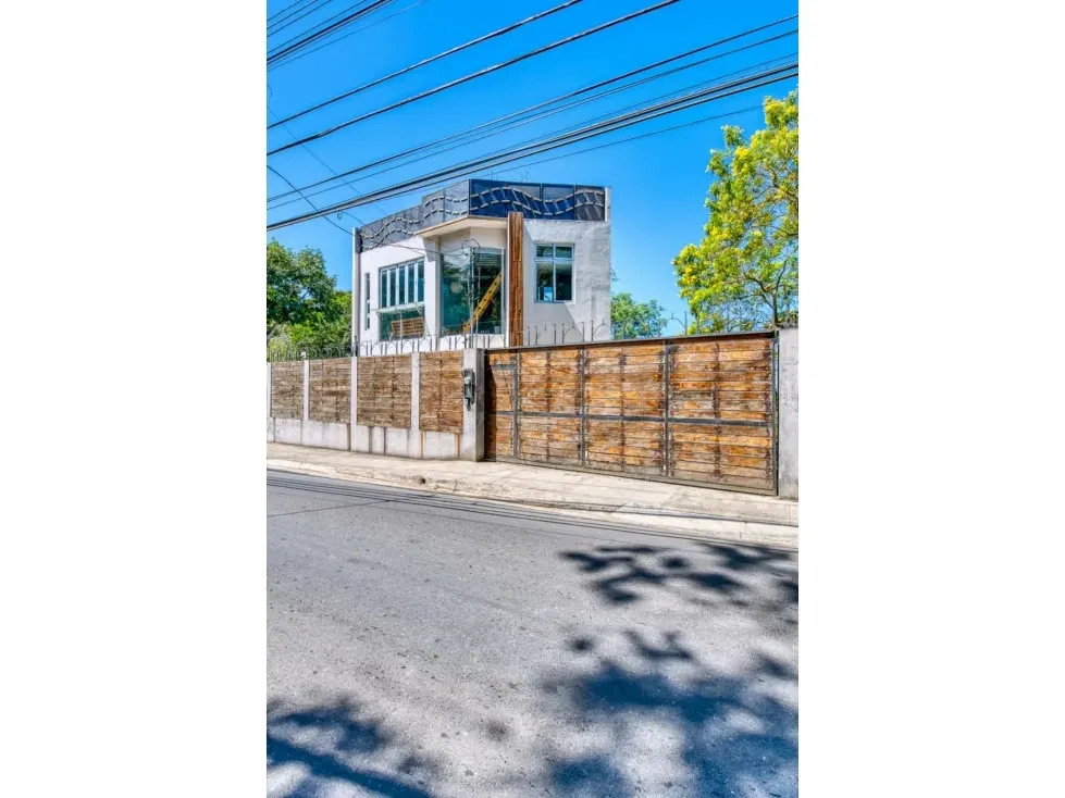 Venta Santa Ana vista al Valle Central