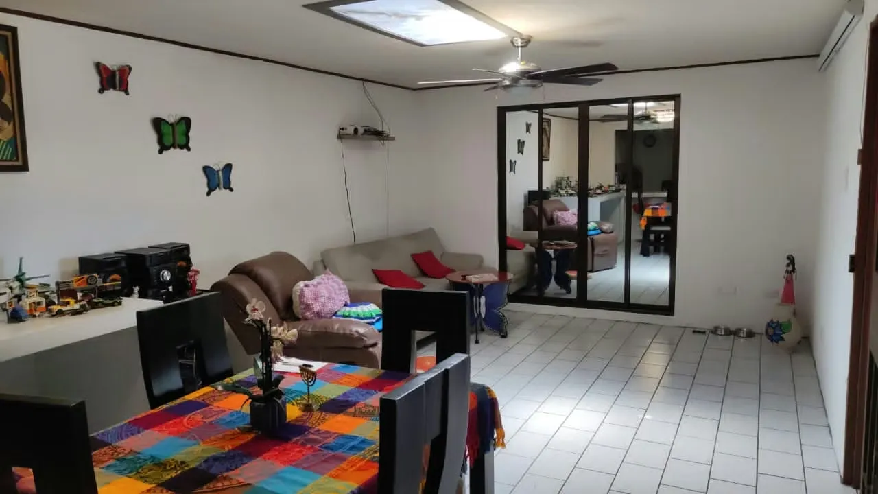 Casa de una planta en venta en Mercedes, Heredia