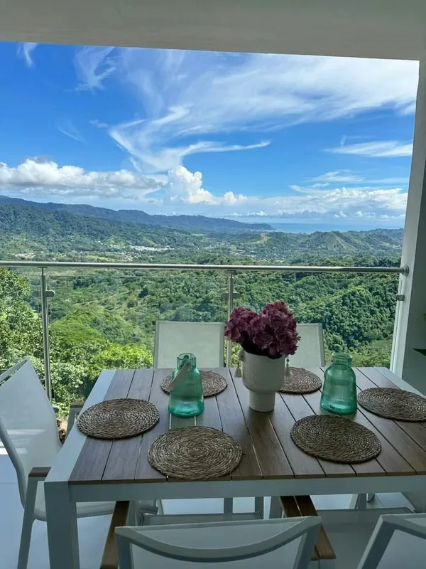 Vendo Apartamento nuevo y Amoblado cerca a herradura Jaco