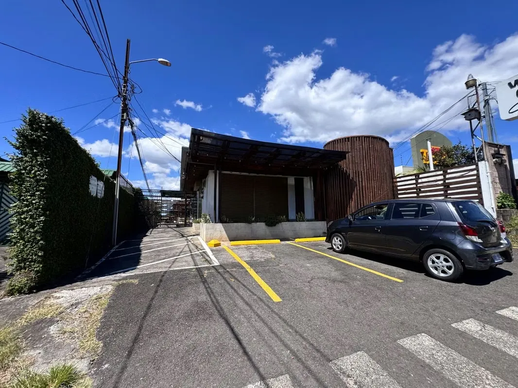 VENTA DE LOCALES Y APARTAMENTOS EN ALAJUELA PARA INVERSIONISTAS