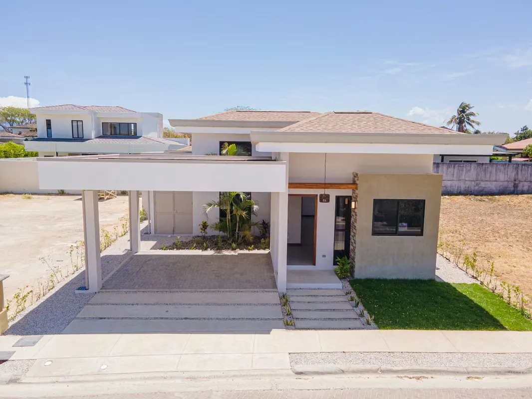 Venta CASA NUEVA Liberia, Condominio Parque del Encino