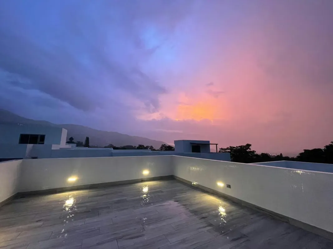 Alquiler casa en condominio, Escazú