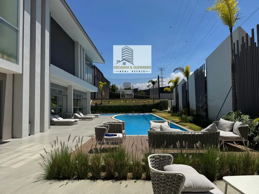 ALQUILER Belén Casa de 2 Dormitorios En Condominio BLUE, Los Arcos, Heredia