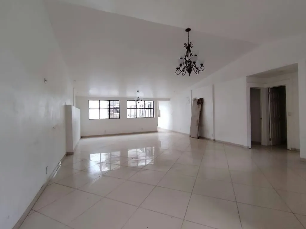 Casa en Alquiler en Santa Ana – Cerca del Centro, calle Vieja