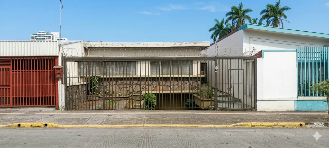 Casa con uso de suelo mixto Barrio Don Bosco, 350 mts2