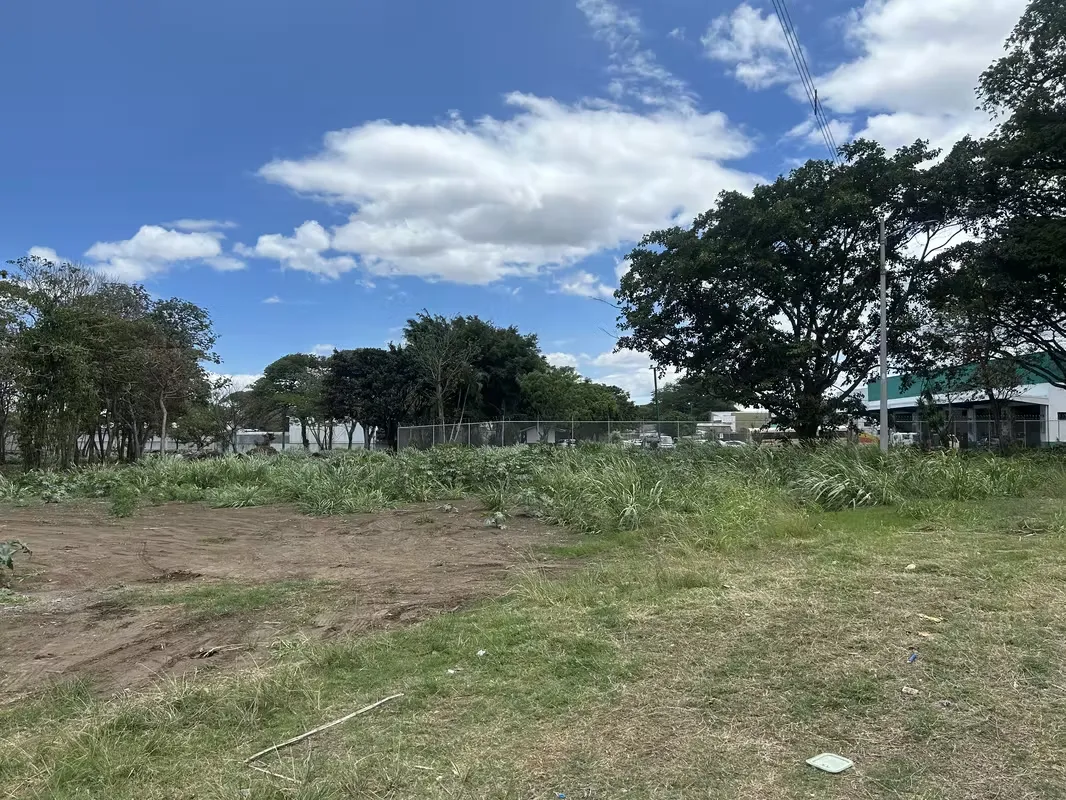 Lote en venta ideal para comercio