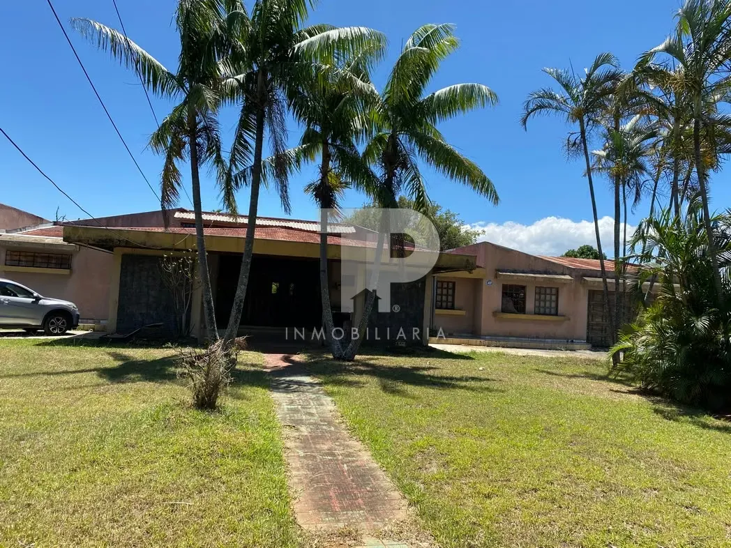 Venta de Quinta con Casa, San Joaquín de flores. GVB-223