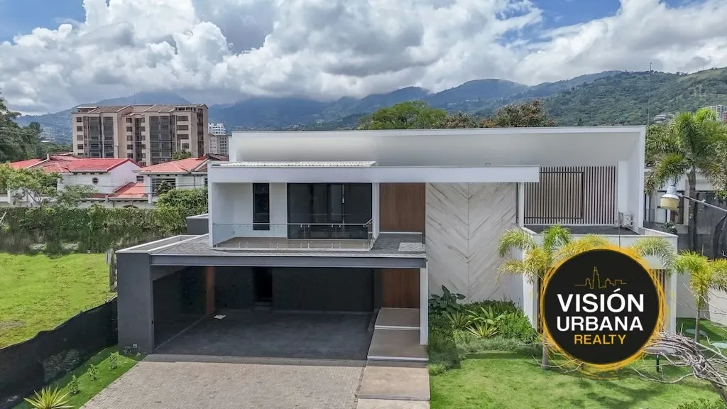 Exclusive and modern brand new house in Los Laureles, Escazú. This home boasts high-end finishes and is located in one of the best areas of Escazú. House of Light sits on a ...