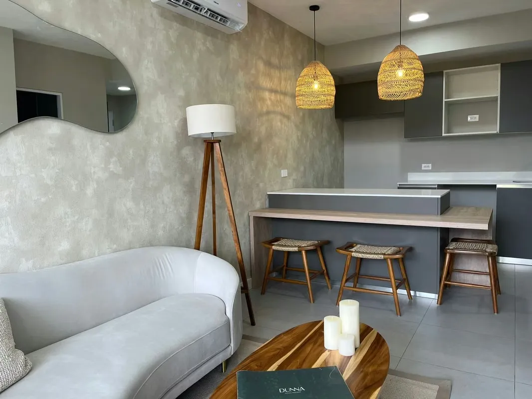 OPORTUNIDAD!!! Apartamento en Piso 9, una habitación, un parqueo. Nunciatura. Excelente Ubicación