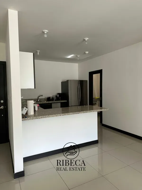 Apartamento en Alquiler en Condominio Tempo, Santa Ana | 1 Planta | Amenidades