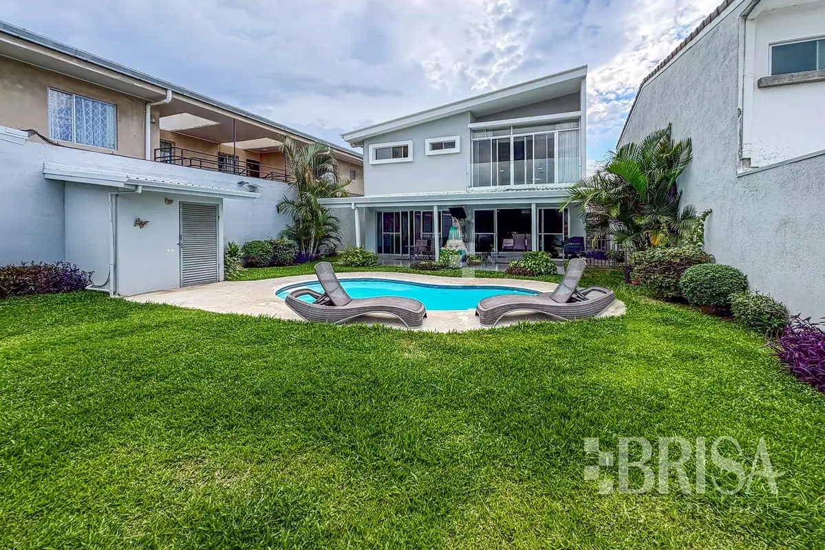 Venta Casa con Piscina I Pinar del Rio, GUachipelin