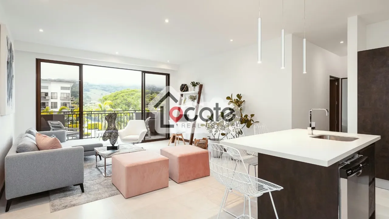 Apartamento en venta, moderno y dentro de un resort! Santa Ana