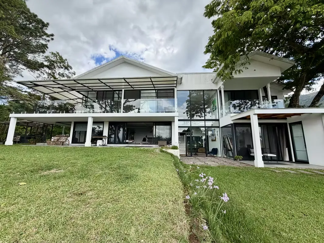Escazu, Casa Boutique Montaña Pico Blanco