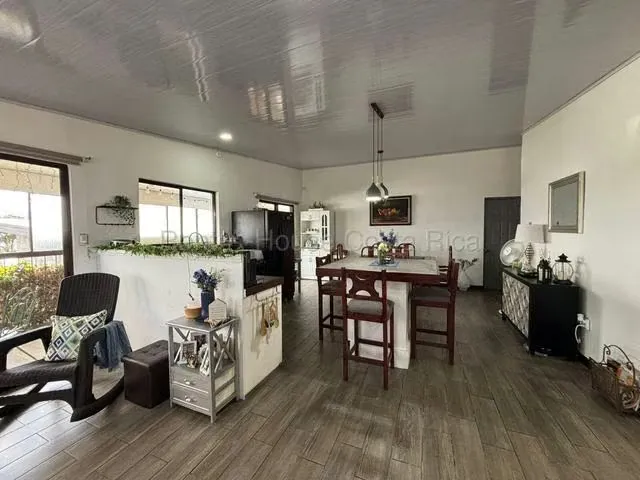 Quinta en venta! Espacio, confort y naturaleza en un solo lugar.