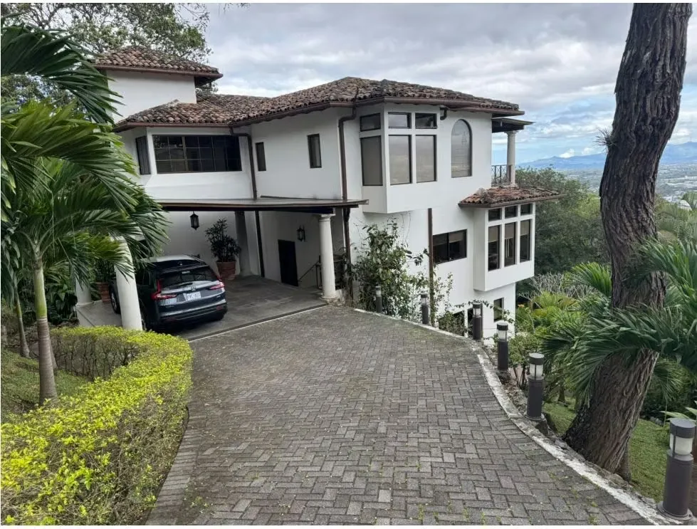 Exclusive Mediterranean-style residence located in one of the most prestigious gated communities in western San José, Eco ...