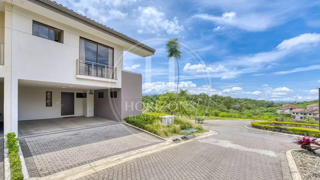 Casa en Venta Condominio La Estefana 4 Hab noj1176dm