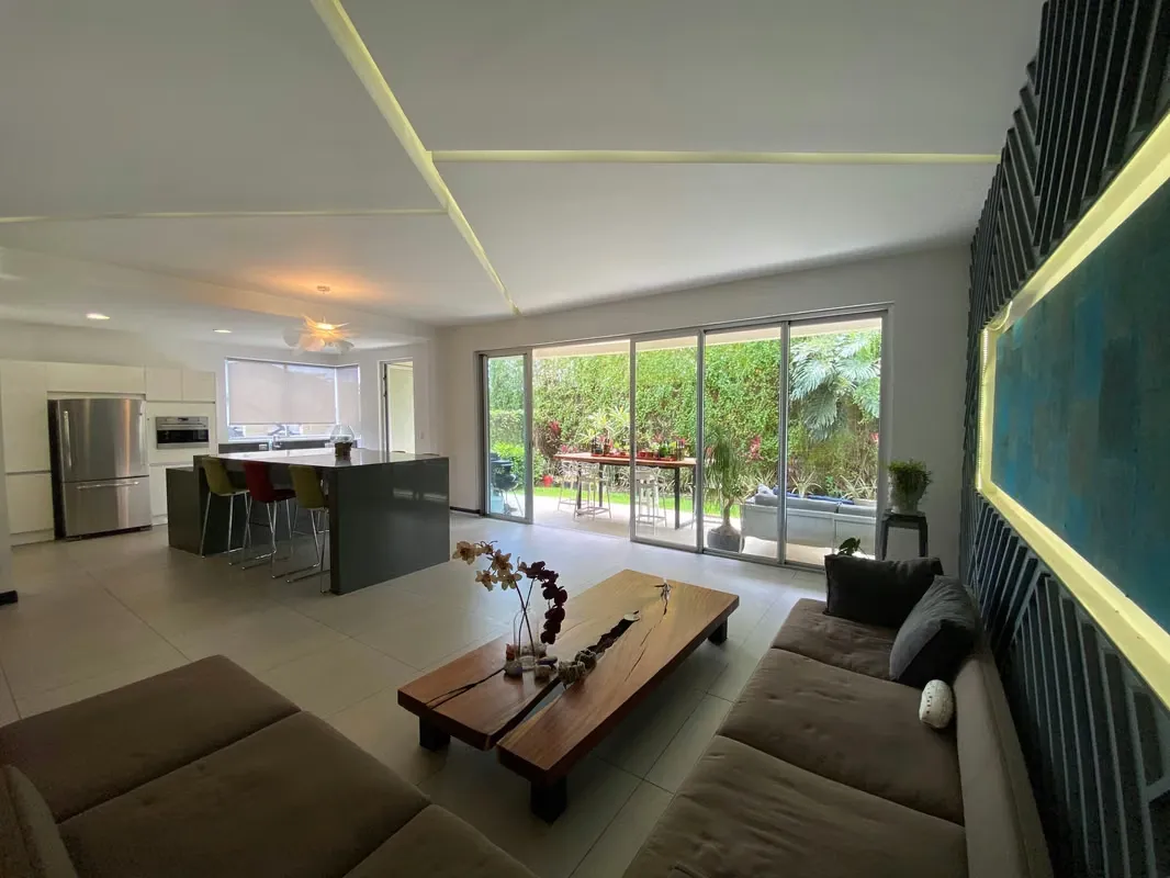 VENTA DE APARTAMENTO EN PIEDADES CON JARDIN