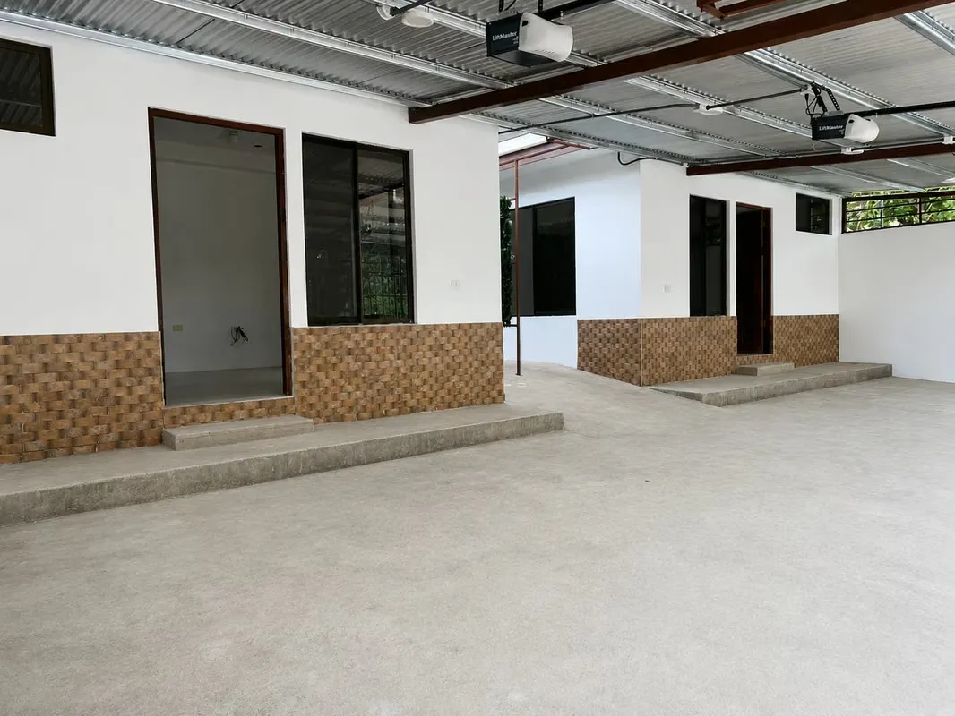 SALE - CENTRO ESPARZA, PUNTARENAS PROPERTY 631 m ²