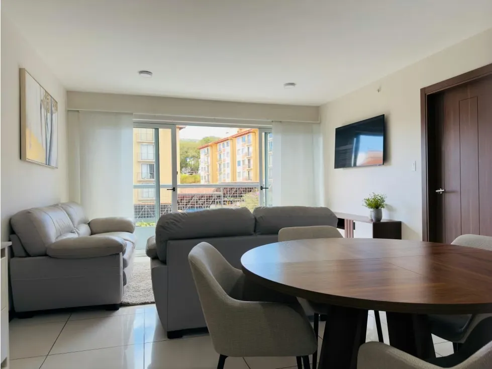 Apartamento amueblado en La Uruca (inversión)