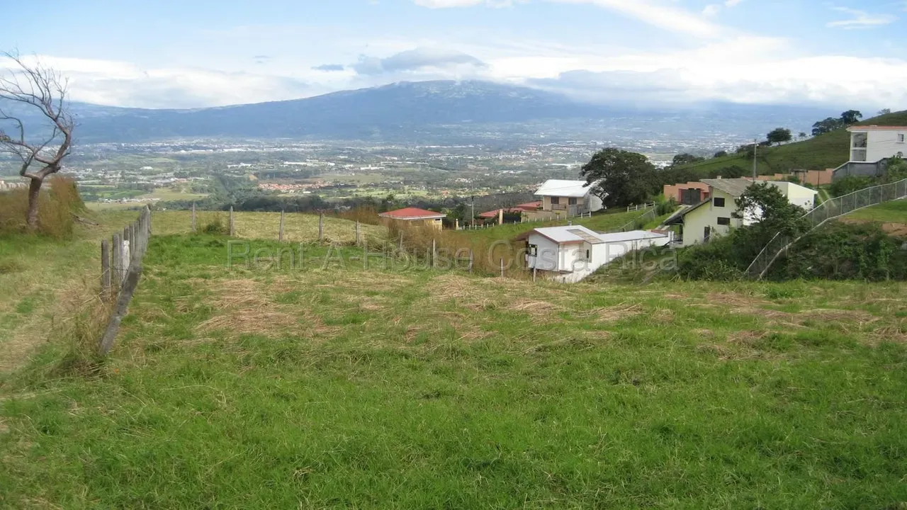 I.G Se vende lote con hermosa vista y excelente ubicación