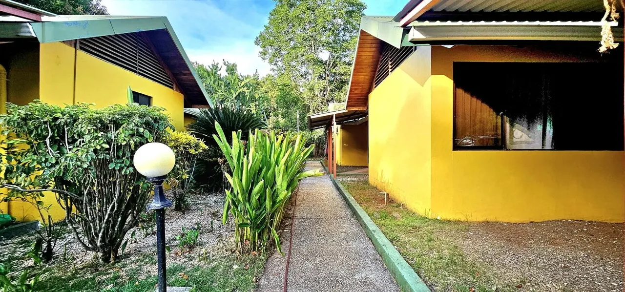Hotel for sale in Guanacaste SANTA CRUZ 13 CABINS