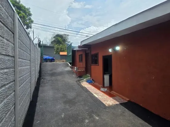 LOT FOR SALE WITH TWO APARTMENTS, SAN JOSE, ESCAZU -