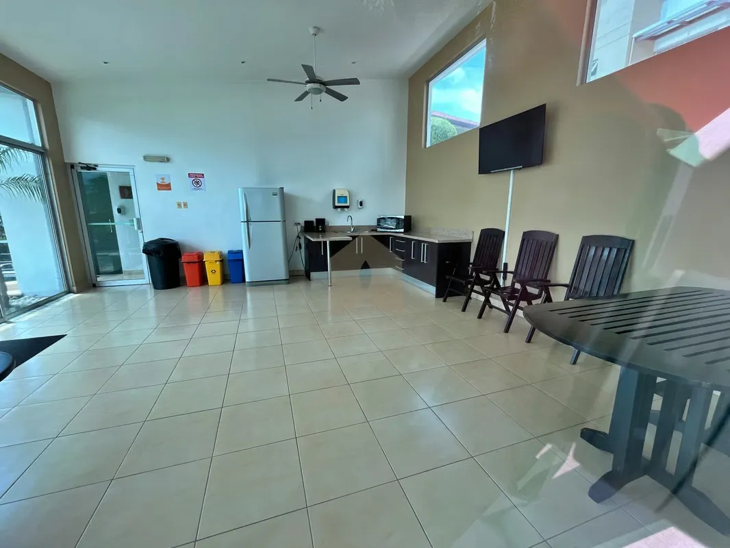 Apartamento full amoblado en alquiler en Escazú, Guachipelín.