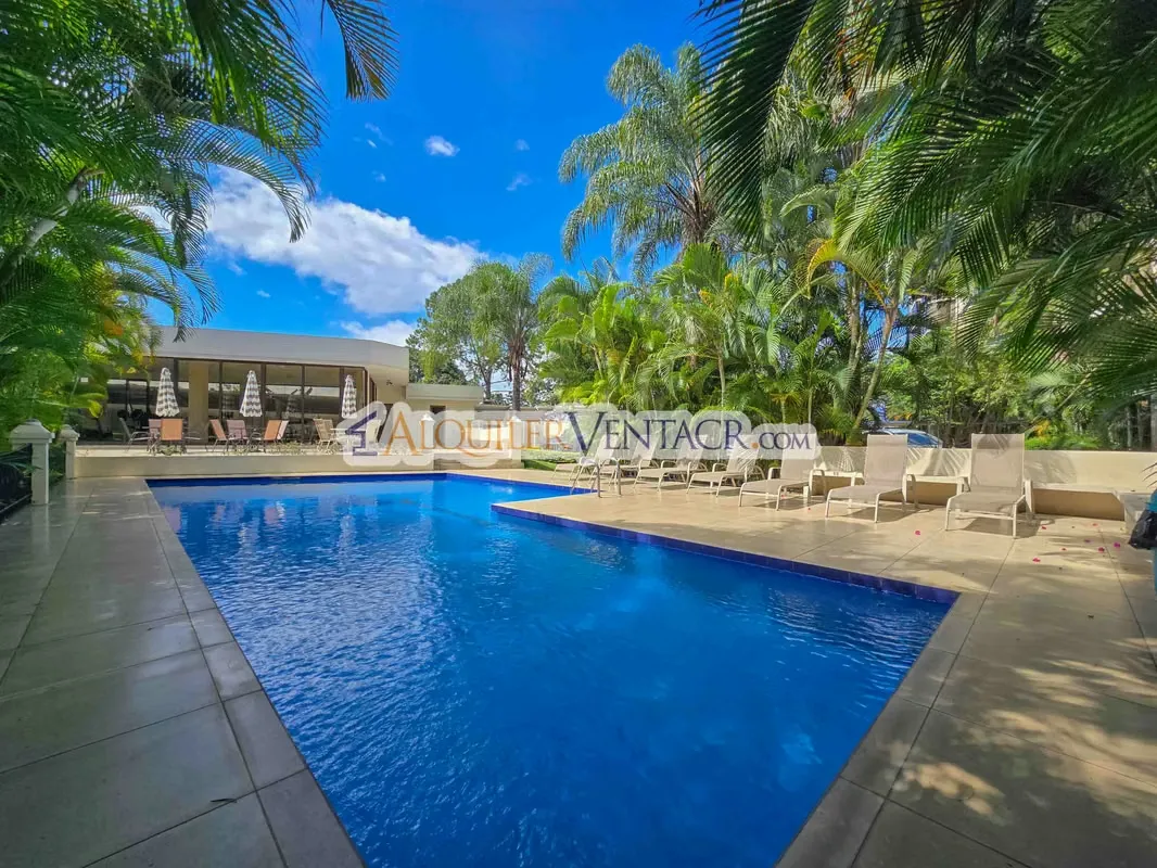 FOR RENT OR SALE– Spacious Apartment in Bello Horizonte, Escazu