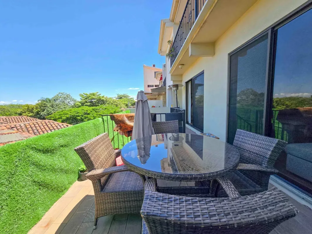 For Rent or Sale – One-Level Condo in Guachipelin North, Escazu (Real de Pereira area)