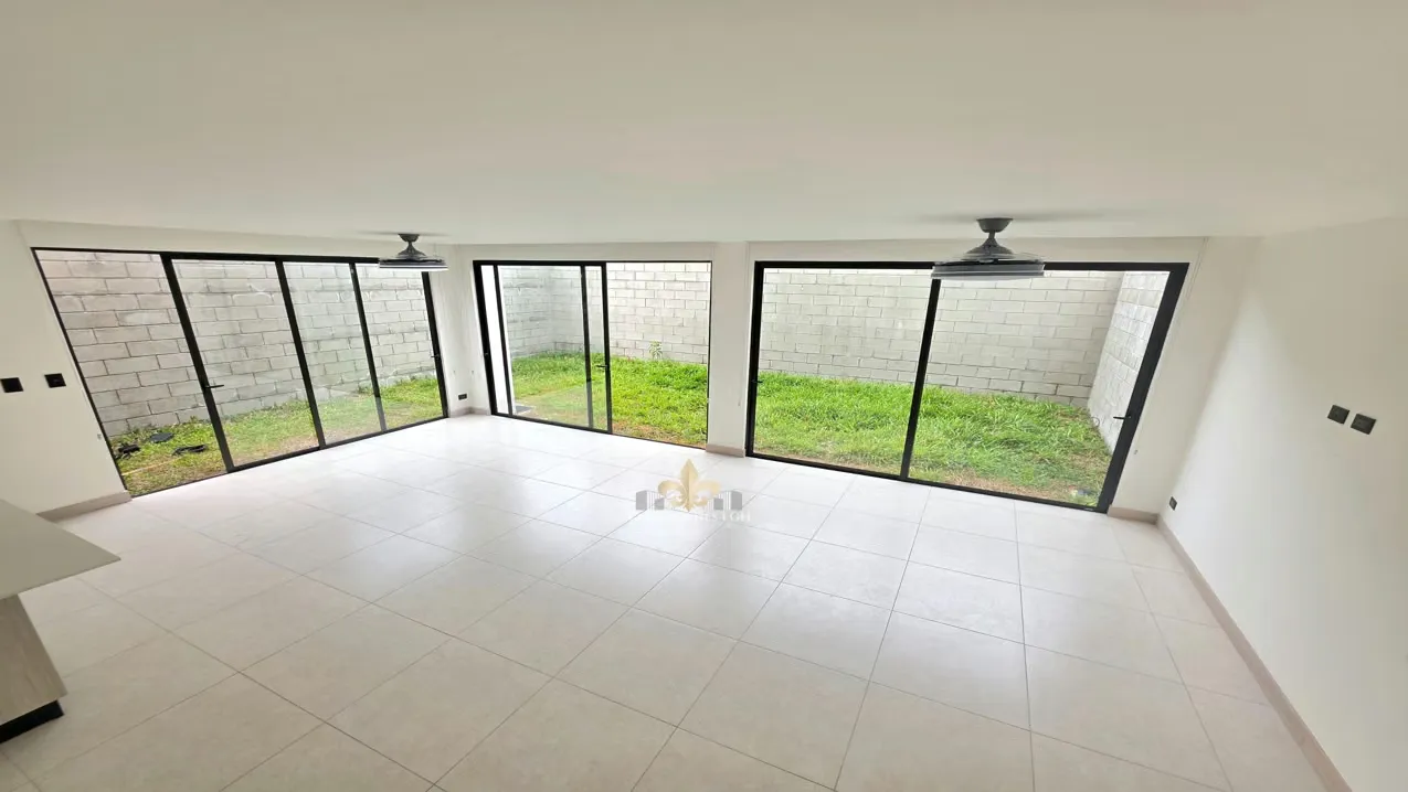 Casa Nueva para Estrenar | 280 m² | 3 Habitaciones | Club Privado Tipo Resort | Más de 40 Amenidades Premium