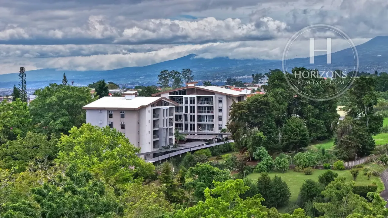 Apartamento Primer Nivel Condominio Villa Verona Curridabat 3 Hab NJA1380SB
