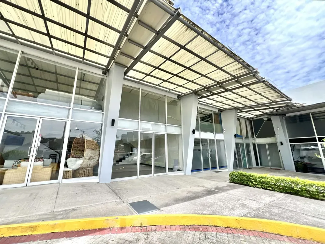 Commercial space or office for rent.