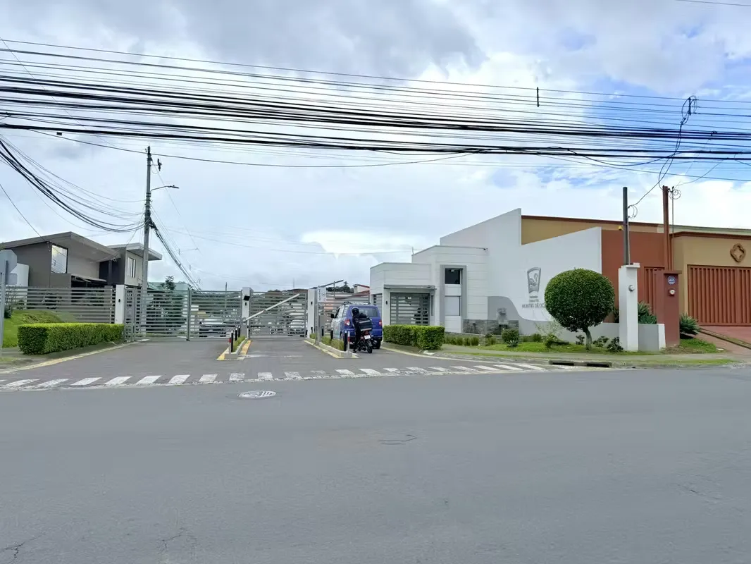 LOTE LISTO PARA CONSTRUIR SAN RAFAEL MONTES DE OCA CONDOMINIO LOMAS DE MONTES DE OCA