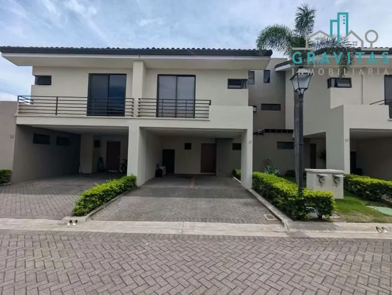 House for rent in Brasil de Mora, Parques del Sol condominium ID 1994