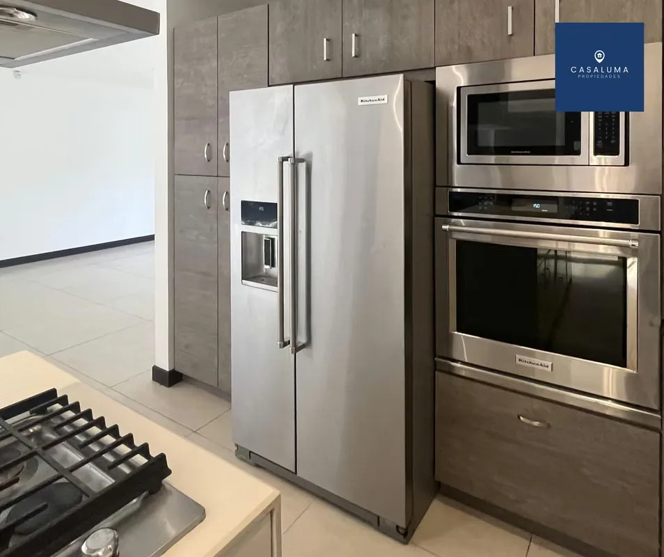 Spectacular Home for Sale in Río Oro, Santa Ana
