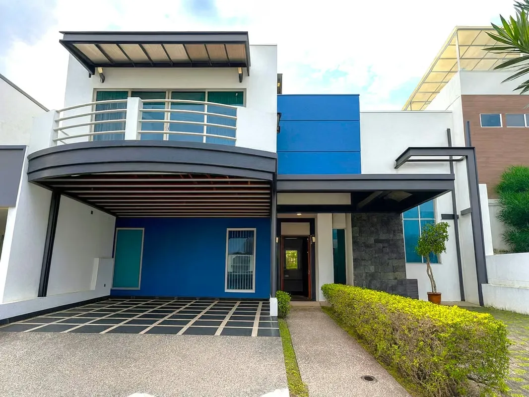 Home for Sale in Génesis Condominium