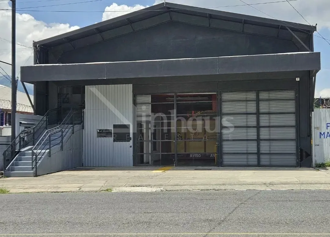 Venta de Bodega Alquilada en San Sebastián