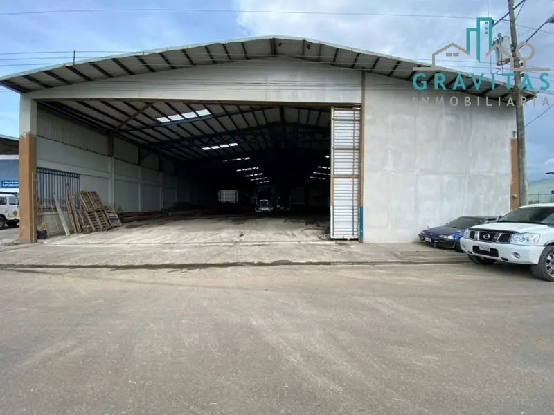 Bodega en Cartago de 1084m2 Uso Industrial y Comercial ID 1175