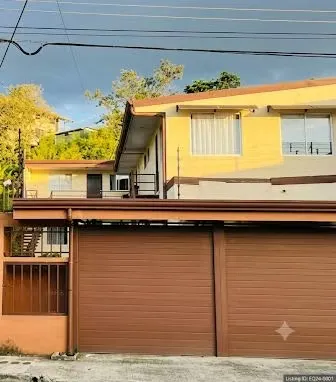 EN VENTA: Apartamento en Condominio Mansiones 3 (San Ramón de Tres Ríos)