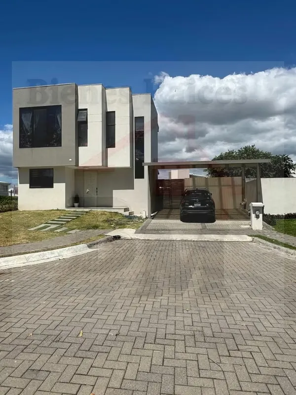 Semi-Furnished House in Condominium in El Coyol