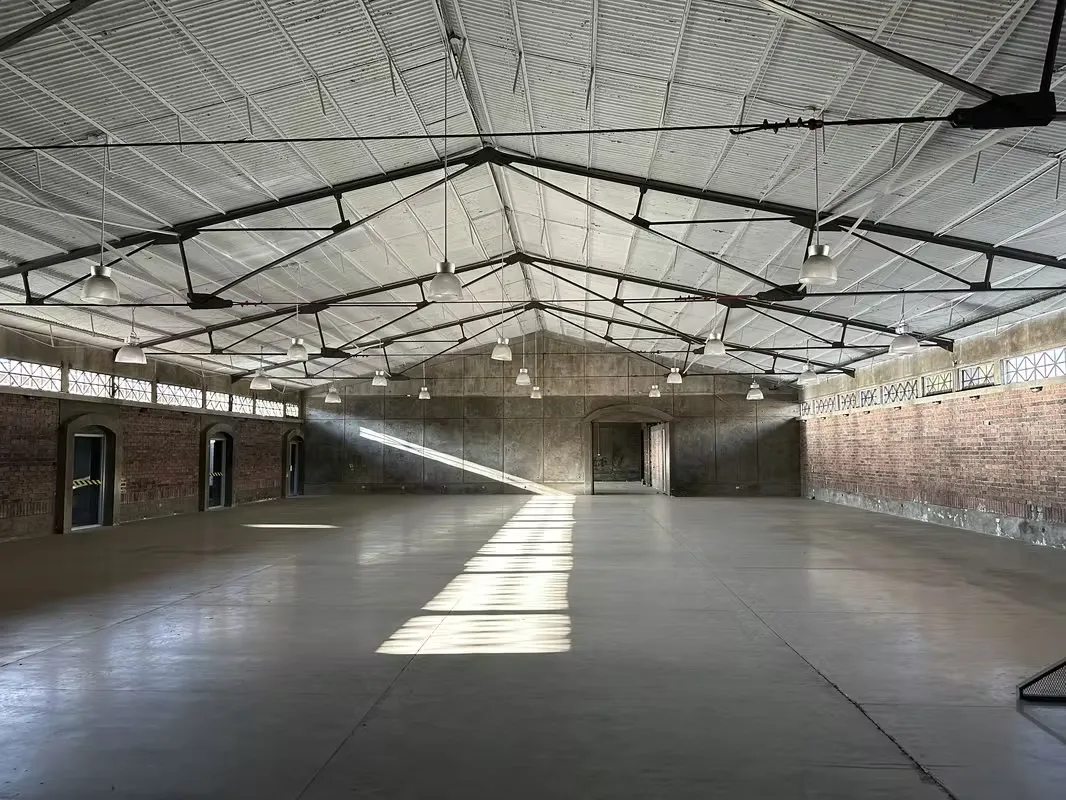 Warehouse available in Guadalupe for storage and commercial use