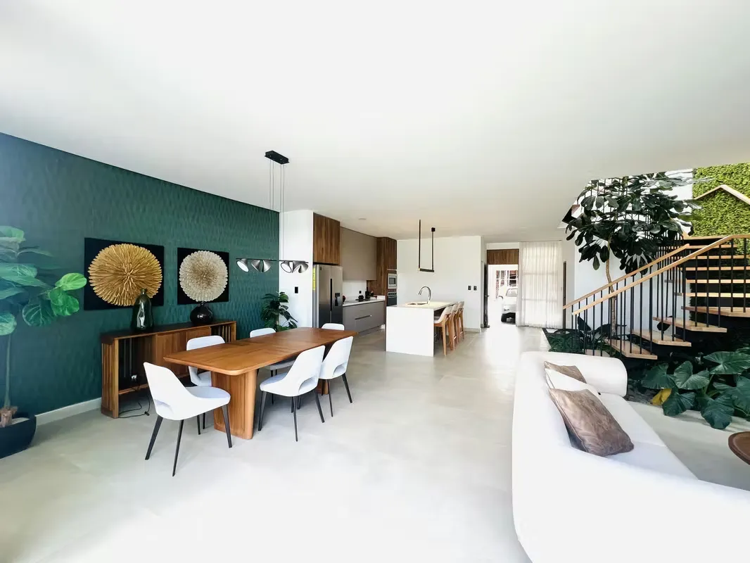 BRAND NEW HOME FOR SALE, GUACHIPELÍN, ESCAZÚ