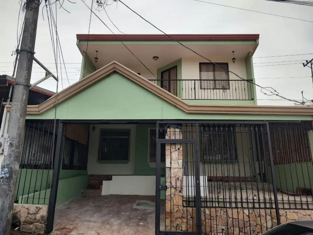 HOUSE FOR SALE IN CARTHAGE, TWO FLOORS, EXCELLENT PRICE SVC-82