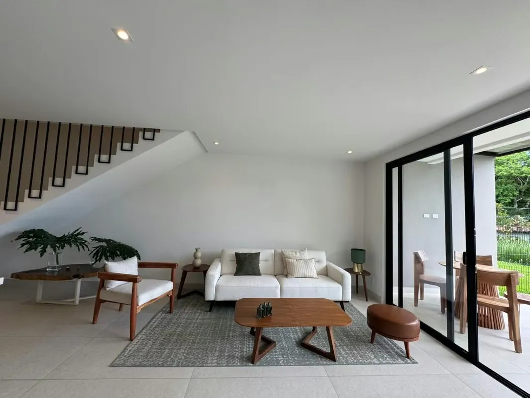 Casa en venta en Heredia Barreal! Para estrenar!