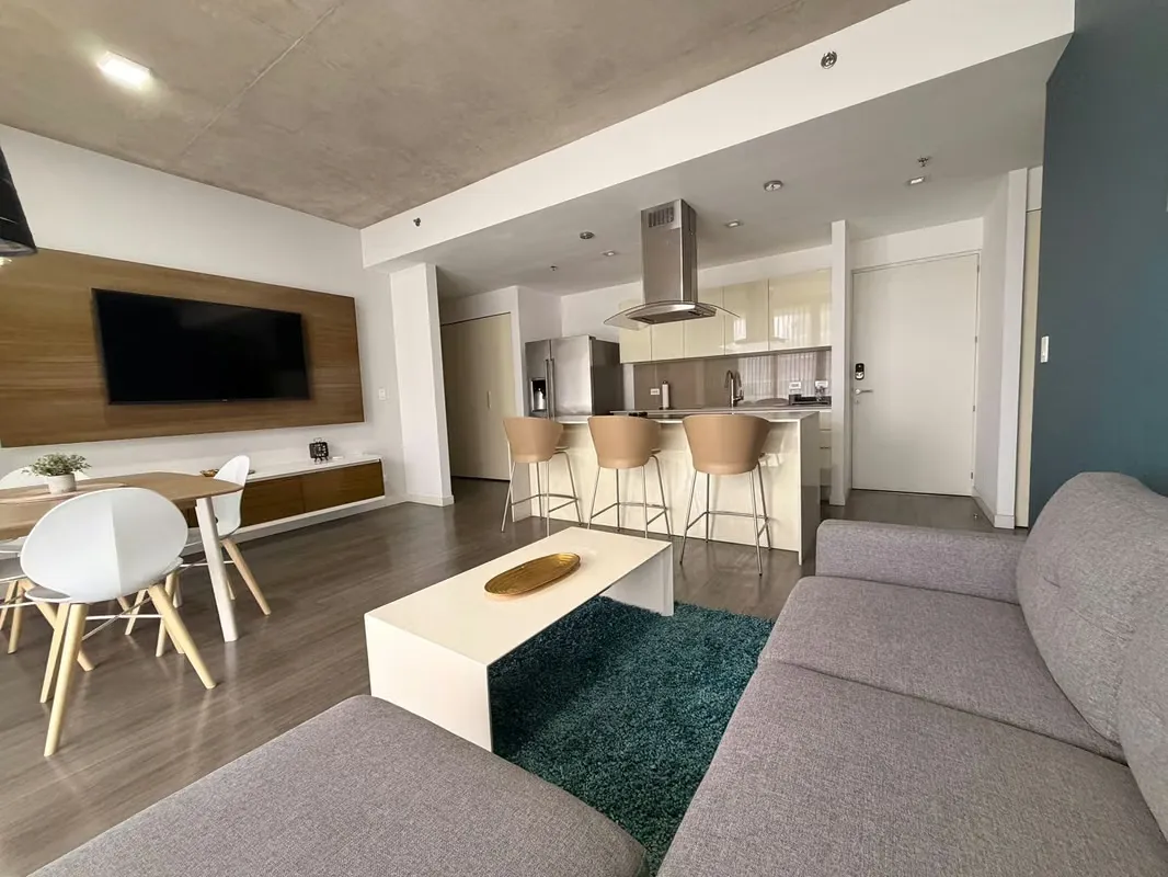 Alquiler de Apartamento Contemporáneo Full Amoblado en San Rafael de Escazú