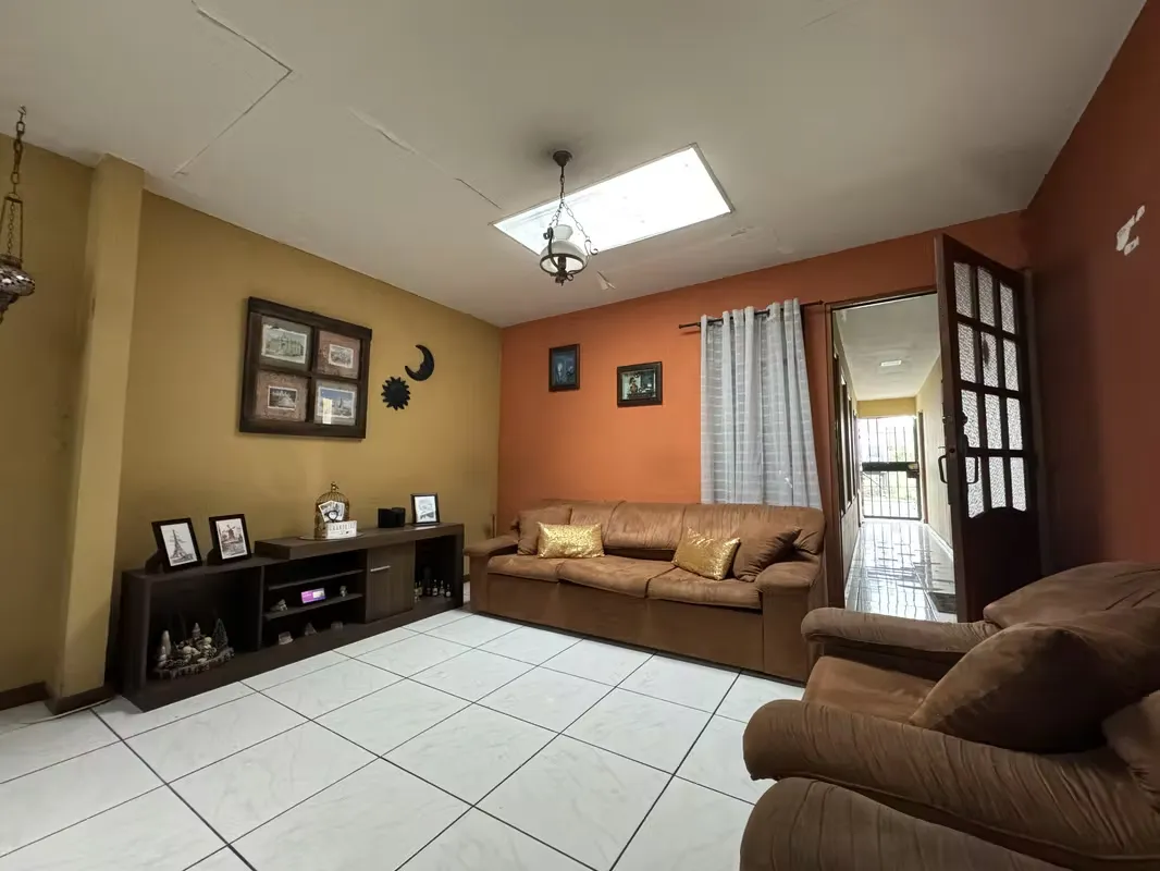 House for Sale in San Cayetano | Mixed Use | Ideal for Residential, Office, or Commercial Use