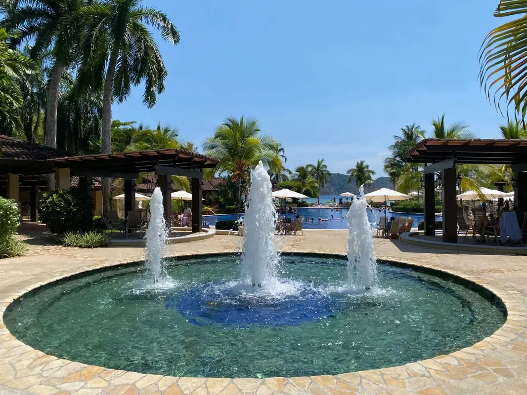 SALE OF APARTMENT FOR SALE IN CONDO DREAMS, HORSESHOE.
